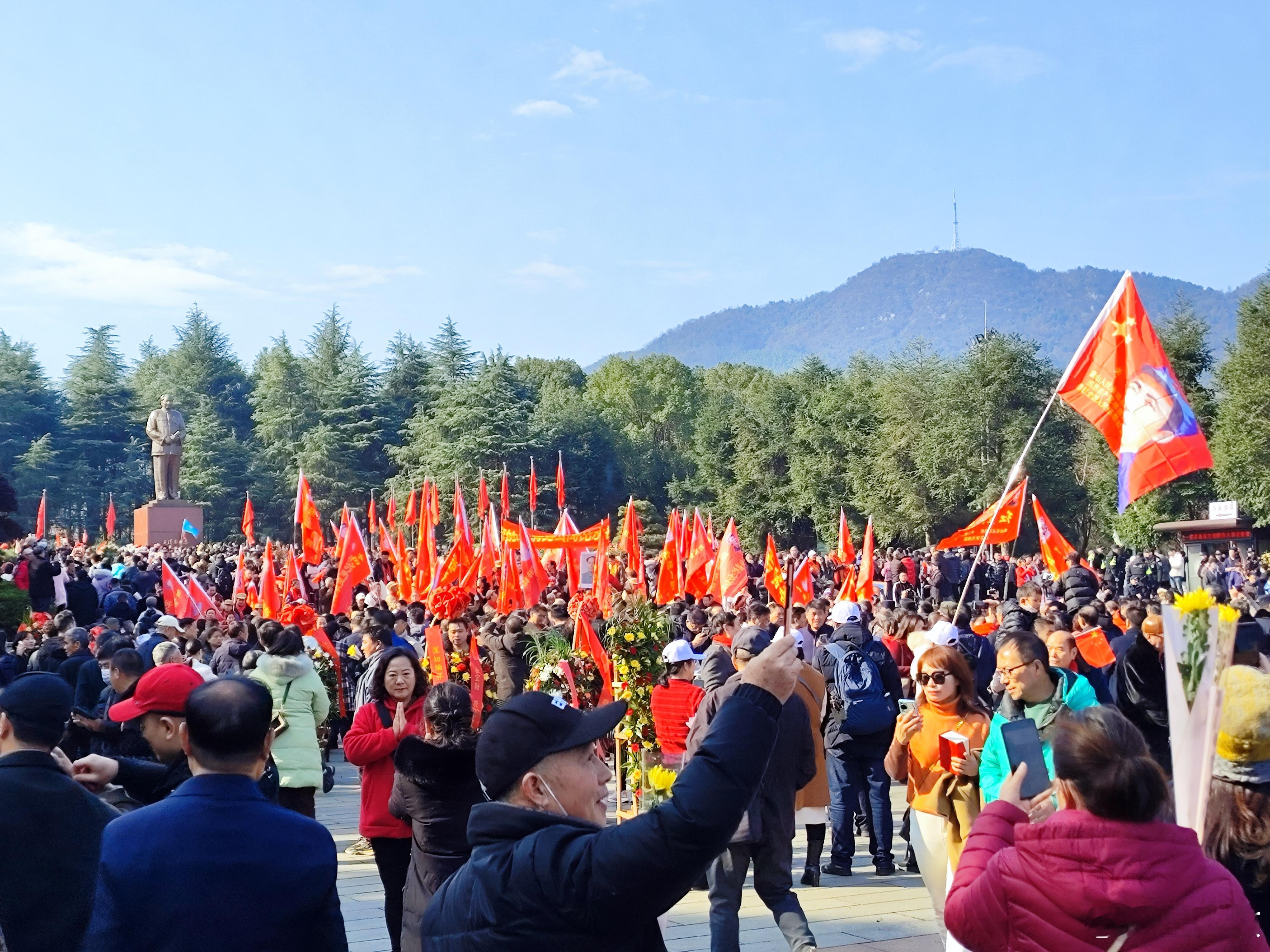 #转发接龙开新年# [收到][收到][收到]早安！坚守在一线的朋友们！ ​​​