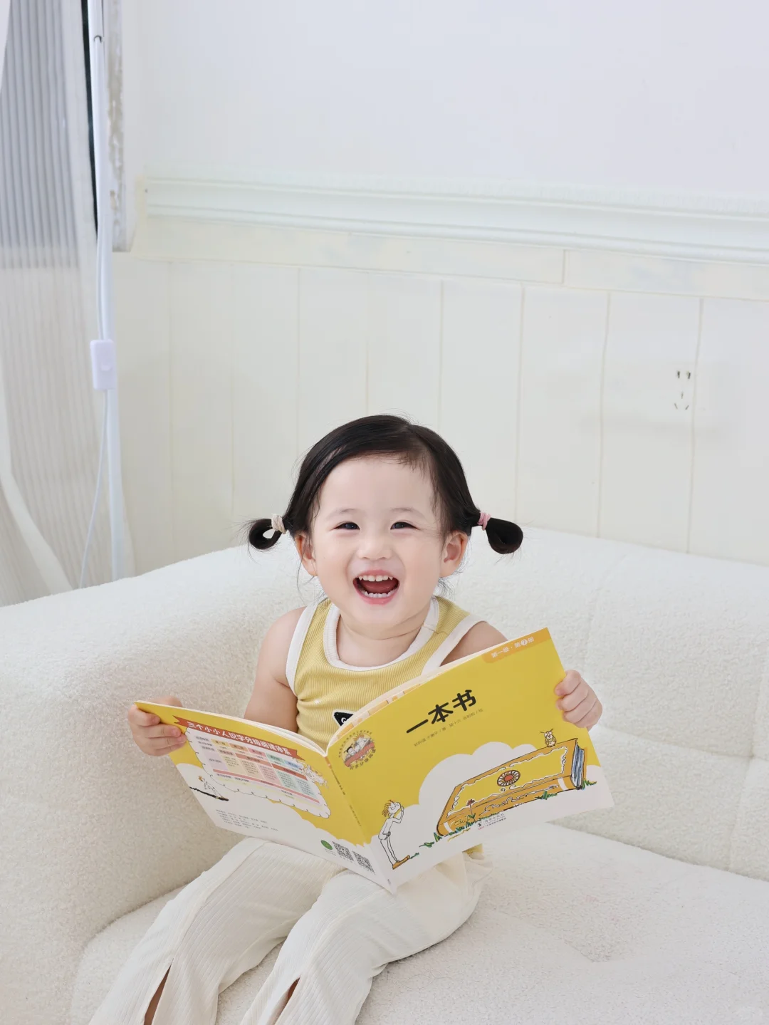 💖宝宝绘本推荐📚：启迪心灵的色彩画布 🌸 亲爱的家长们，今天我要...