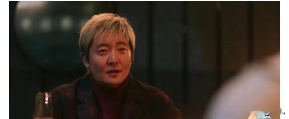 电视剧《老舅》讲的故事就是告别，人生就是一场告别。
老舅与剧中的人物纷纷告别，先