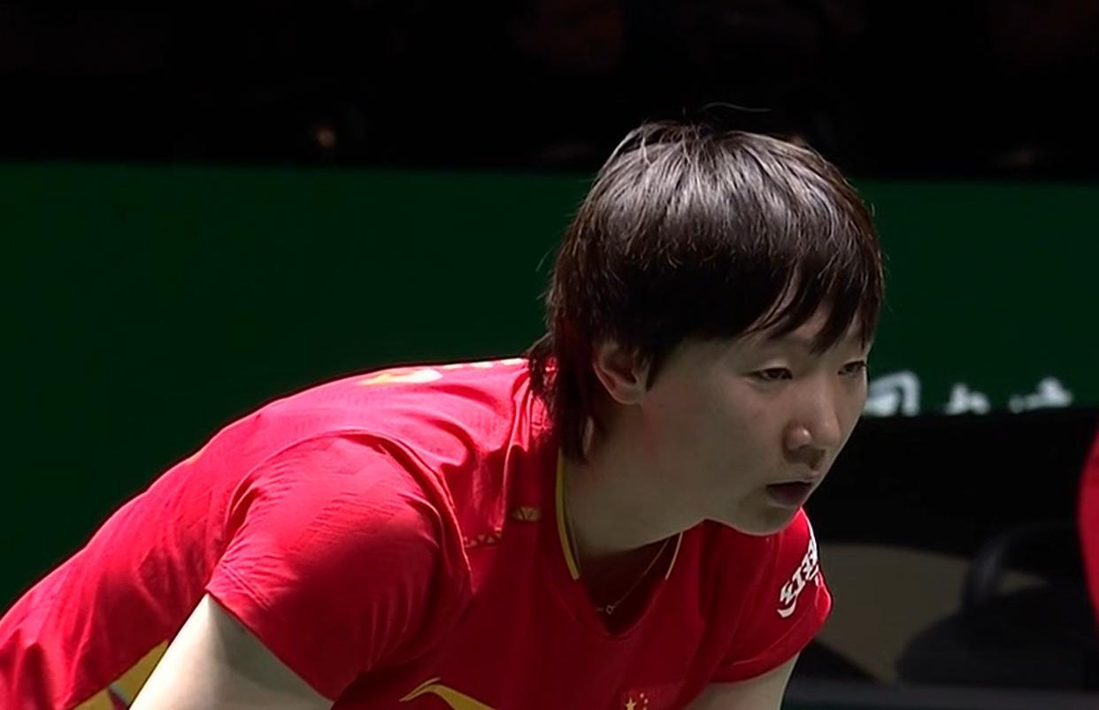 【混团对阵智利，王曼昱首秀3-0横扫丹妮拉·奥尔特加】小组赛最后一轮，此前伤缺的