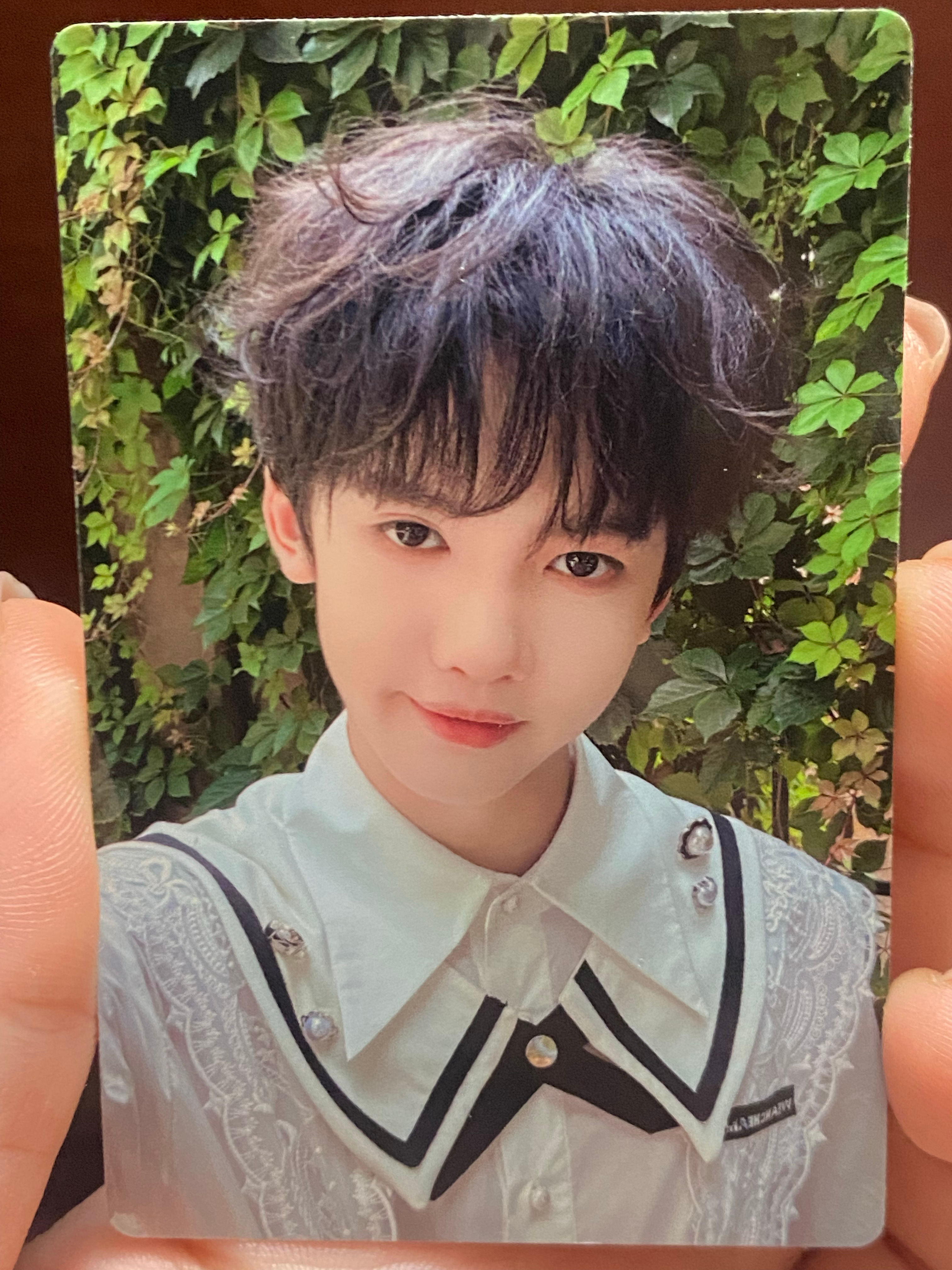 这张已经100+吗哈哈哈哈哈哈哈哈哈。我自己拆出来的。爽死我了。但剩下的卡一点也