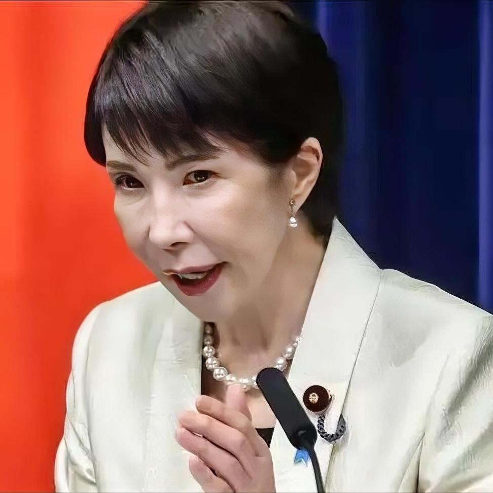 日本极右翼分子妄图复辟“军国主义”的贼心不死，处心积虑“再军事化”，企图部署远程