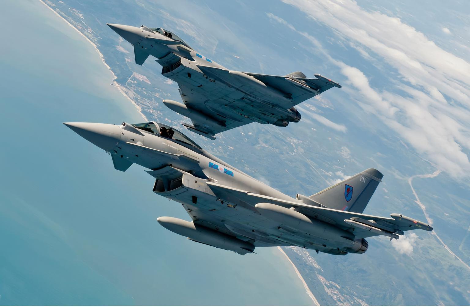 欧洲“台风”战斗机“台风”（Typhoon，又常被称为EF-2000）是欧洲战机