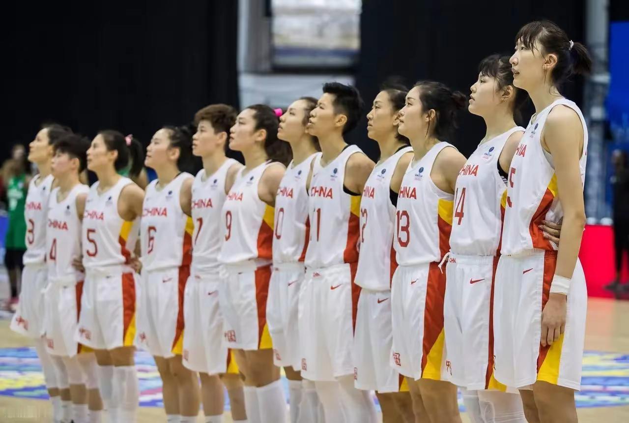 女篮练兵巴西，女足硬刚澳洲，央视连场直播。3月17日，体坛可谓好戏连台，中国女篮