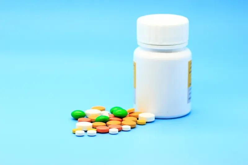 你觉得哪些东西最不该涨价 我觉得水果、柔纸巾、文具和面包最不该涨价。现在去水果店