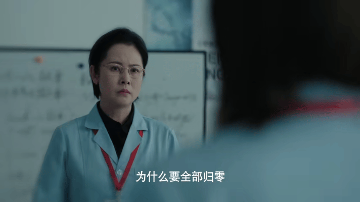 女神蒙上眼 导师规则怪谈女神蒙上眼 这极致的掌控欲太吓人了！一言一行都被监视要求