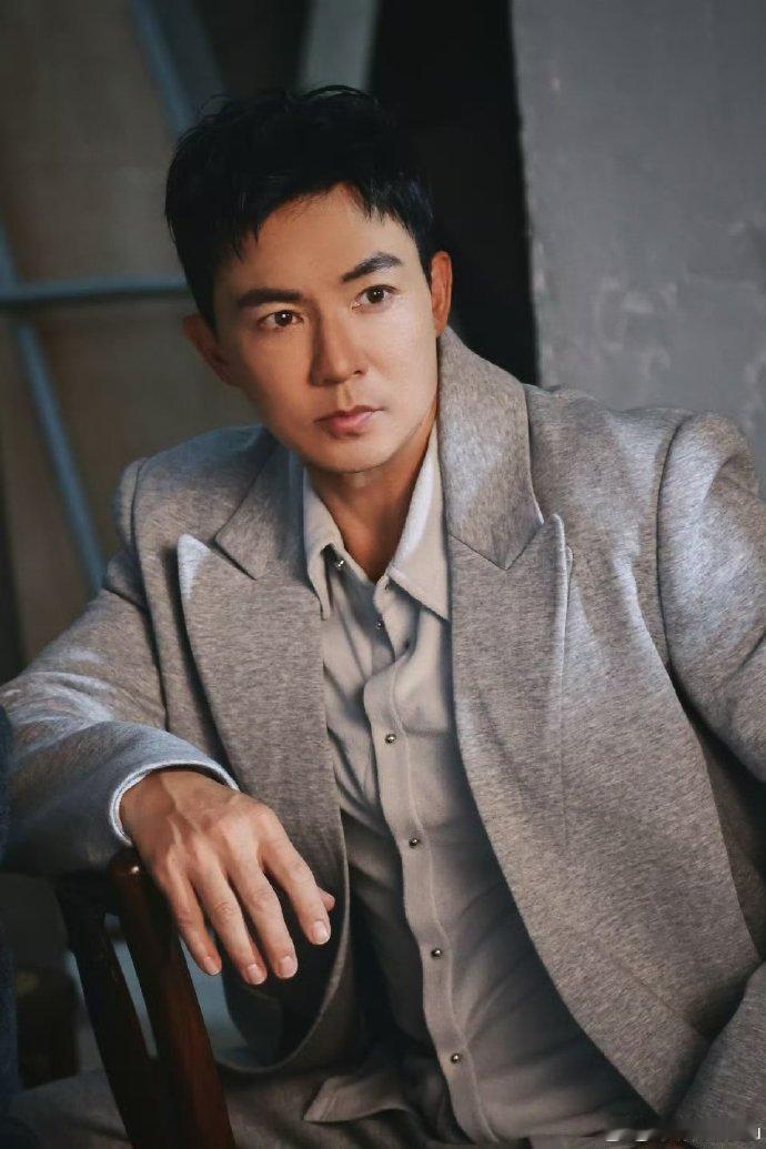 刘畊宏给披荆斩棘写了首歌 不光擅长健身，刘畊宏还创作了披荆斩棘专属新歌，直播放出