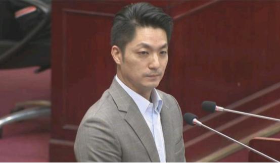 蒋万安的回应，让人非常失望！蒋万安声称，任何造成区域冲突升级的行为，他都严厉谴责