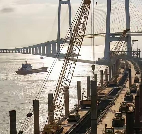 快报！快报！
大陆正式宣布了不管台湾当局同不同意、支不支持，厦金大桥工程照常开工