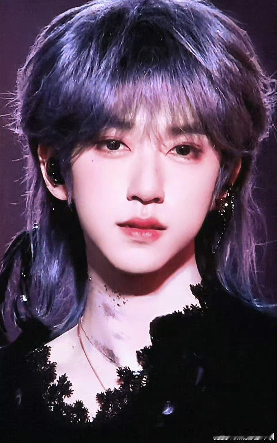 贺峻霖阴湿男鬼味天神下凡