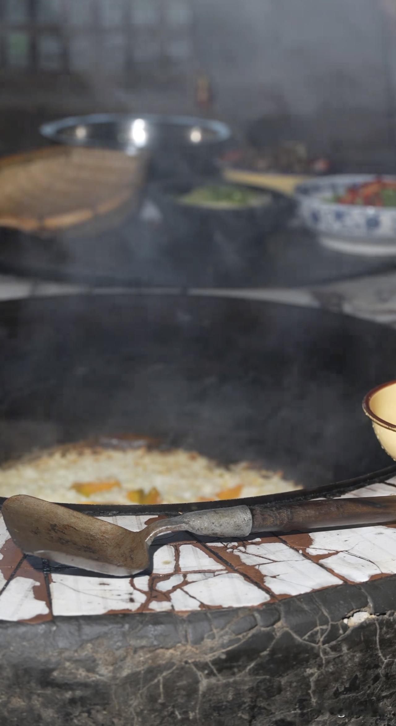【修行笔记】这辈子，你吃饭花了多少钱？

人生不过三万来天，一天三顿饭……

按