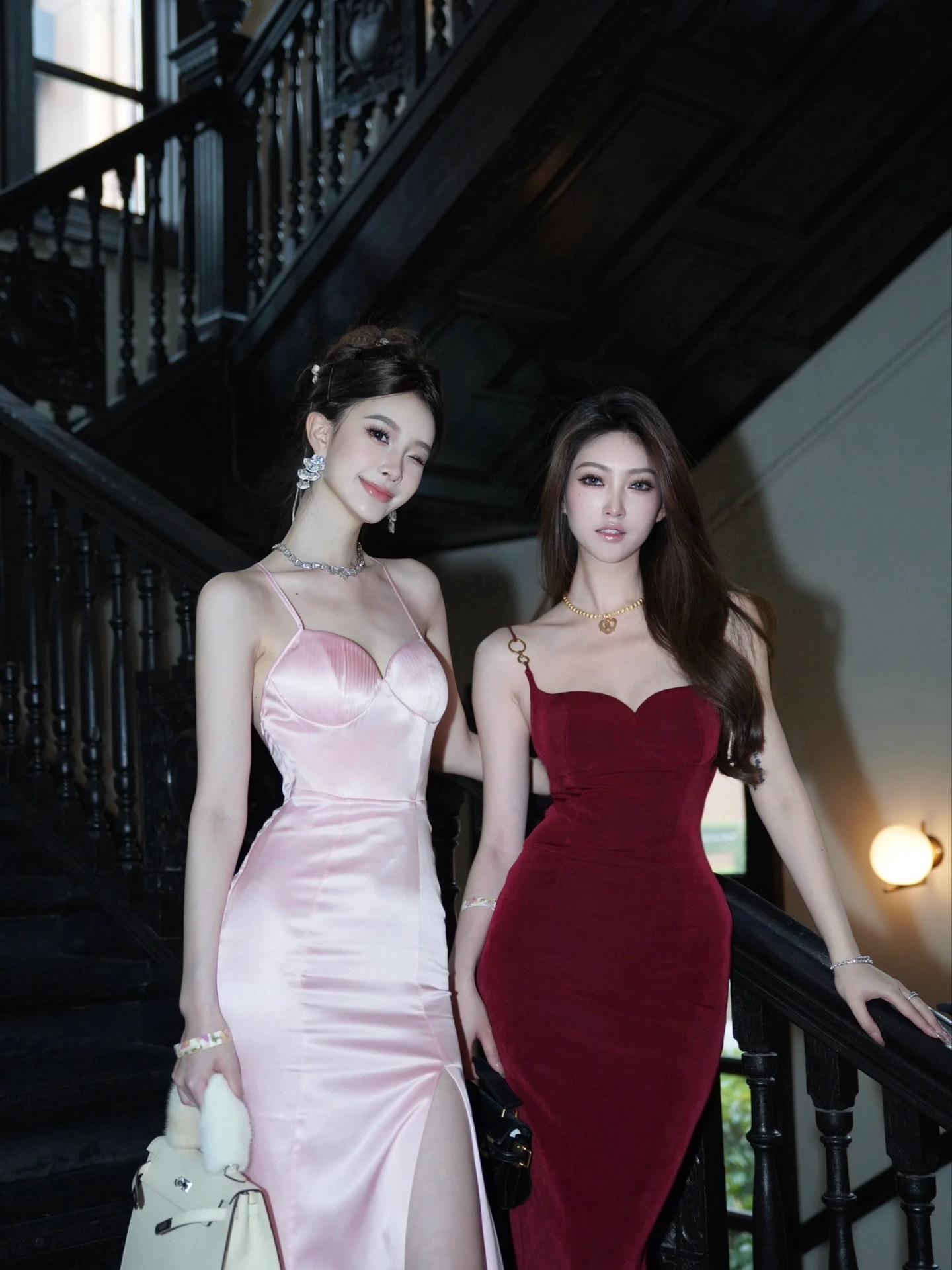 简约又性感的辣妹穿搭 🔥辣身材 穿搭 完美身材 大长腿