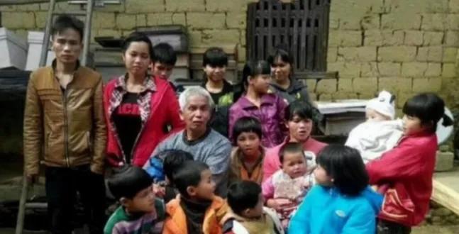 广西第一猛男！1994年，49岁梁二将19岁女工友带回村，随后两人开始疯狂造人，