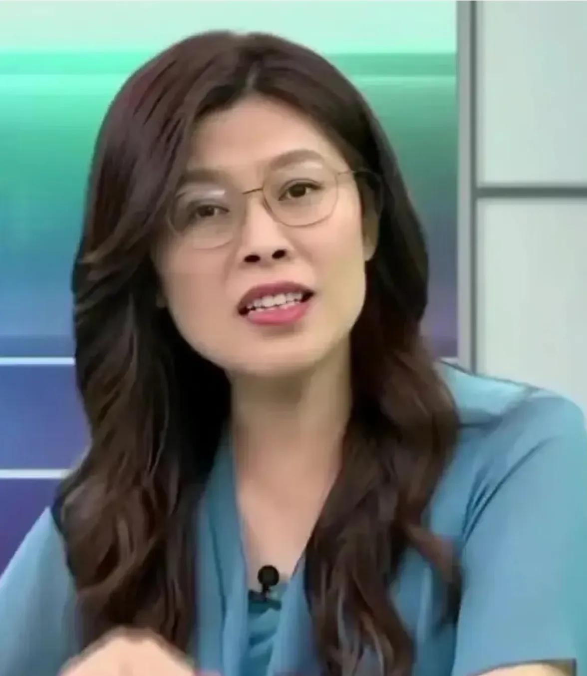 郑丽文：是虎也得给我扒着！卢秀燕11天访美，超出城市交流的界限，本职越线，大谈军