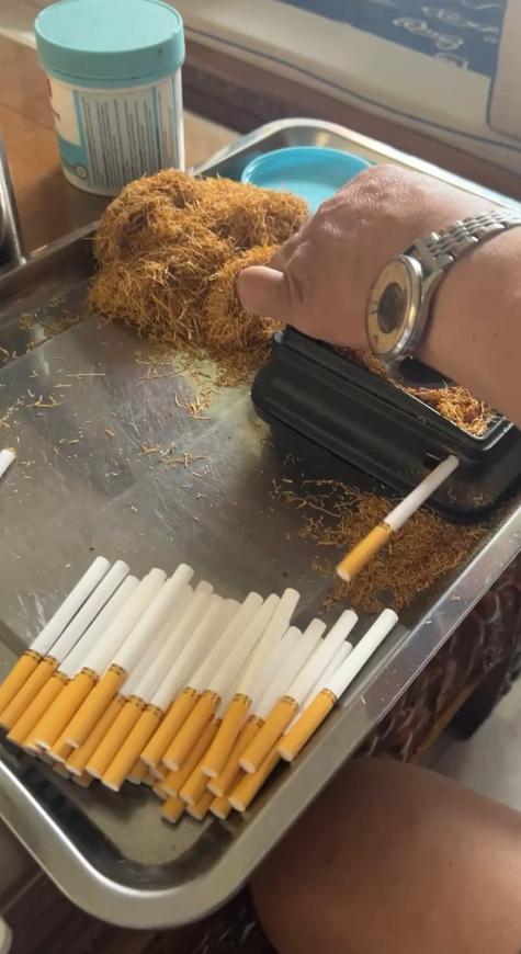 这次烟草公司真是自己给自己找麻烦了！搞了个什么“自毁营销”，硬生生把消失了三十多