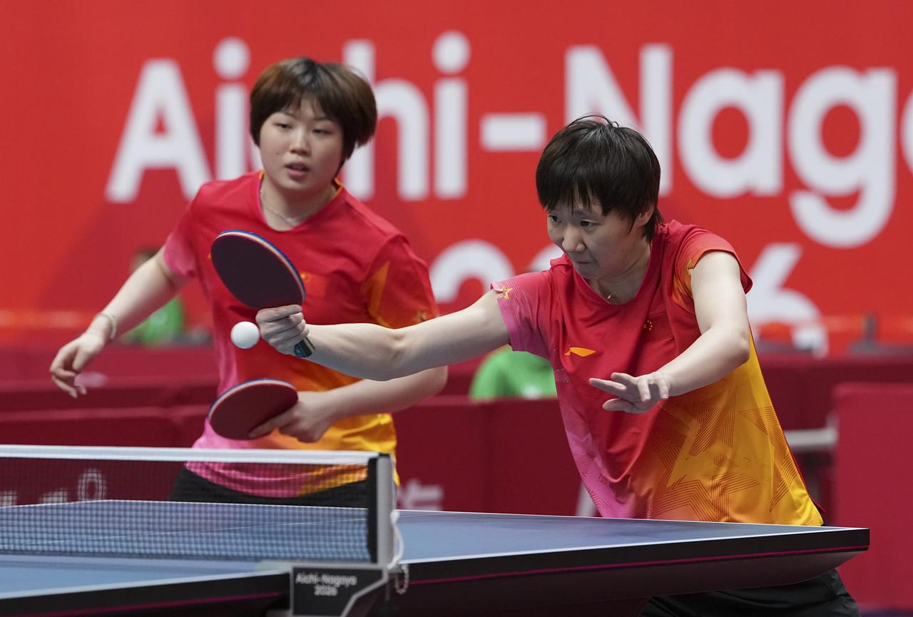 中国女双首局零封对手！日本组合一分未得！名古屋亚运会女双决赛，王曼昱/蒯曼战日本