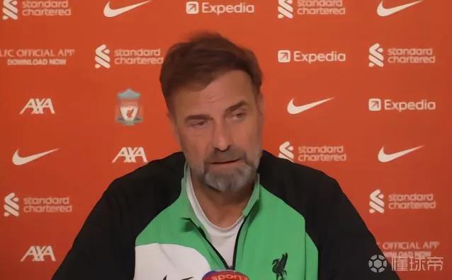 英超现役主帅执教时间排名：
1.克洛普（利物浦）8年2月8天
2.瓜迪奥拉（曼城