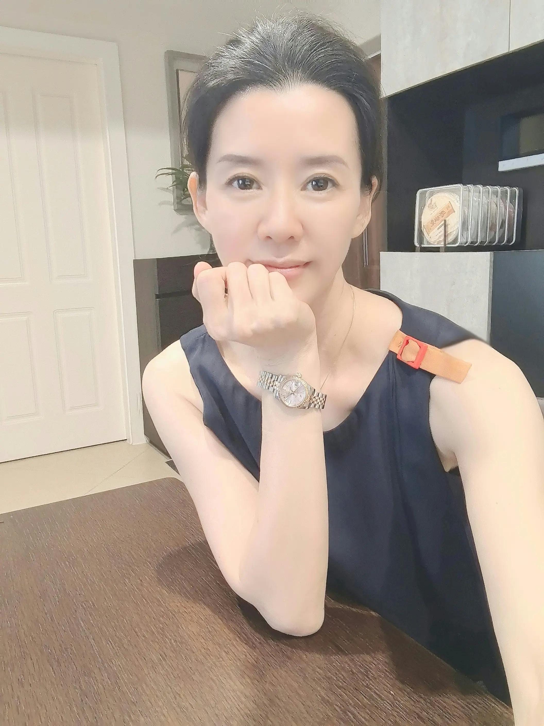 以最大的平静，去爱我们不确定的生活。