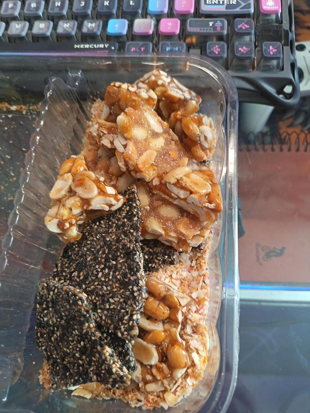 这个是同事给的挺好吃的