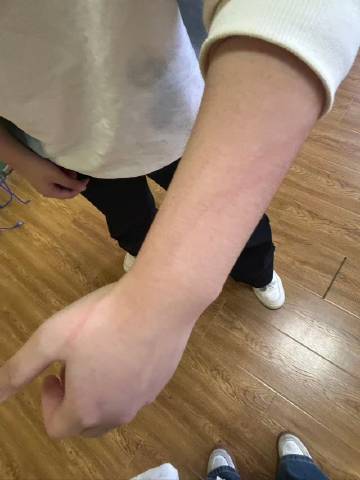 极品s驾到，抽人战绩可查，想当m的可以来报名。<br />(上体育课跳...