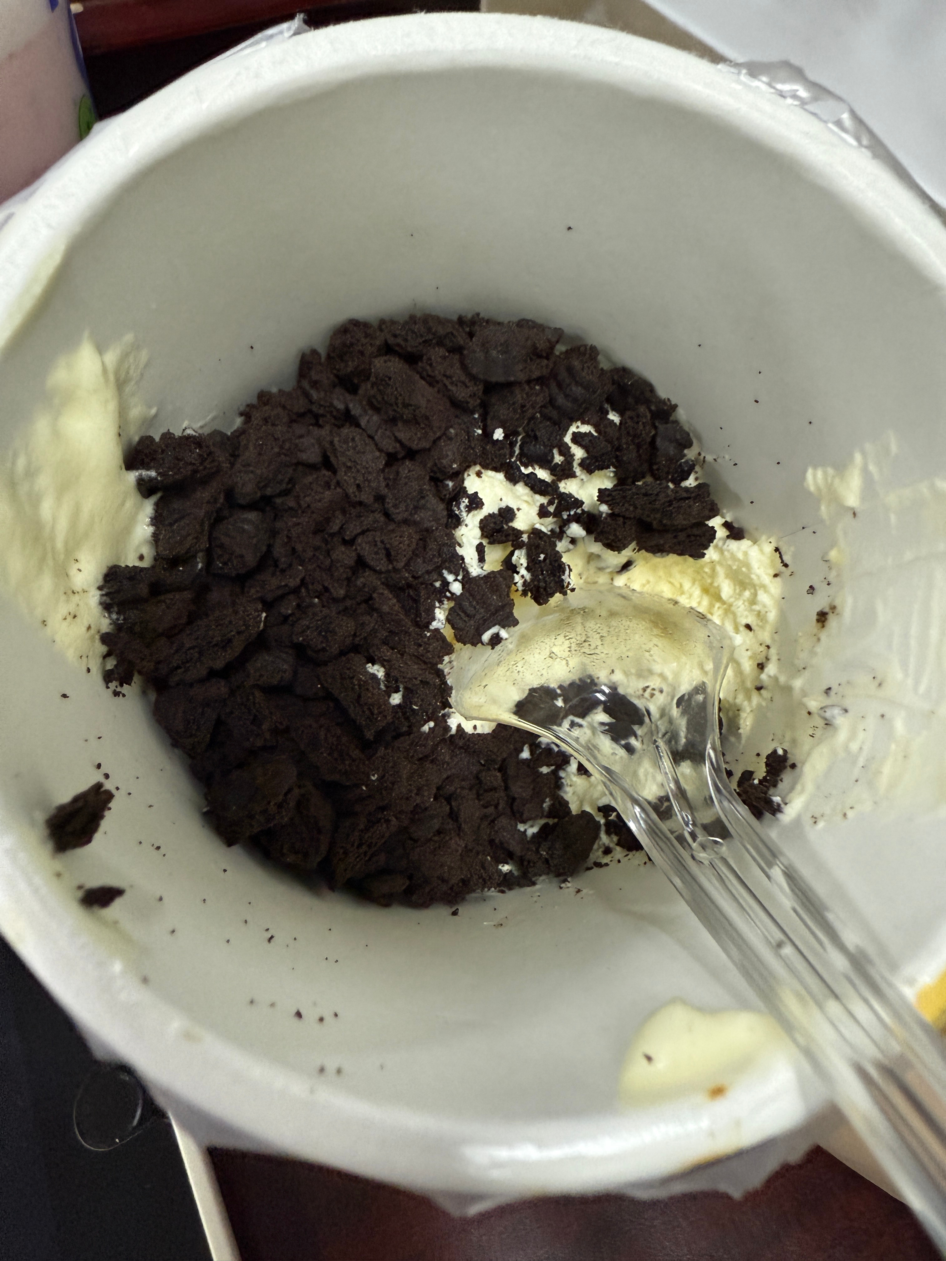 谁想的奥利奥碎配芝士，还不错诶 