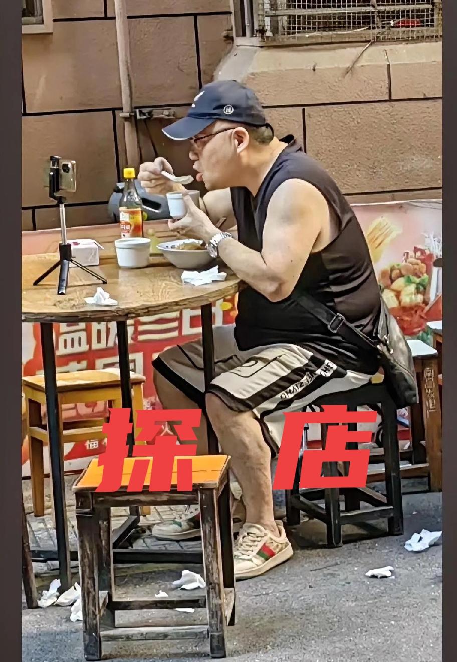 退休后想做自媒体，现在也可以赚钱。

做自媒体其实很简单，有很多平台，我还是比较