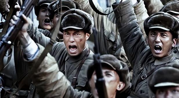1938年，一次白刃战中，一名身高1米92，体重200斤的中国战士，突然大喊着杀