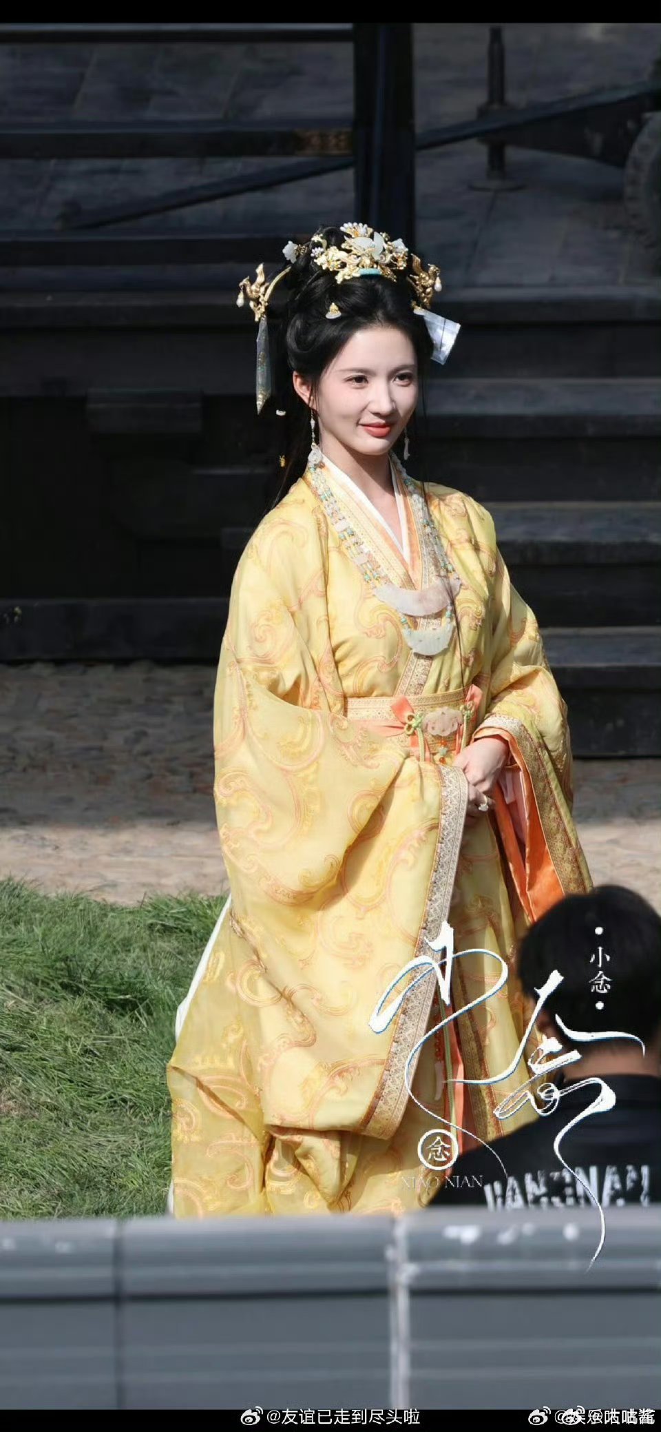 陈都灵田曦薇刘些宁撞衫陈都灵田曦薇刘些宁撞妆造 陈都灵，田曦薇，刘些宁在剧中的妆