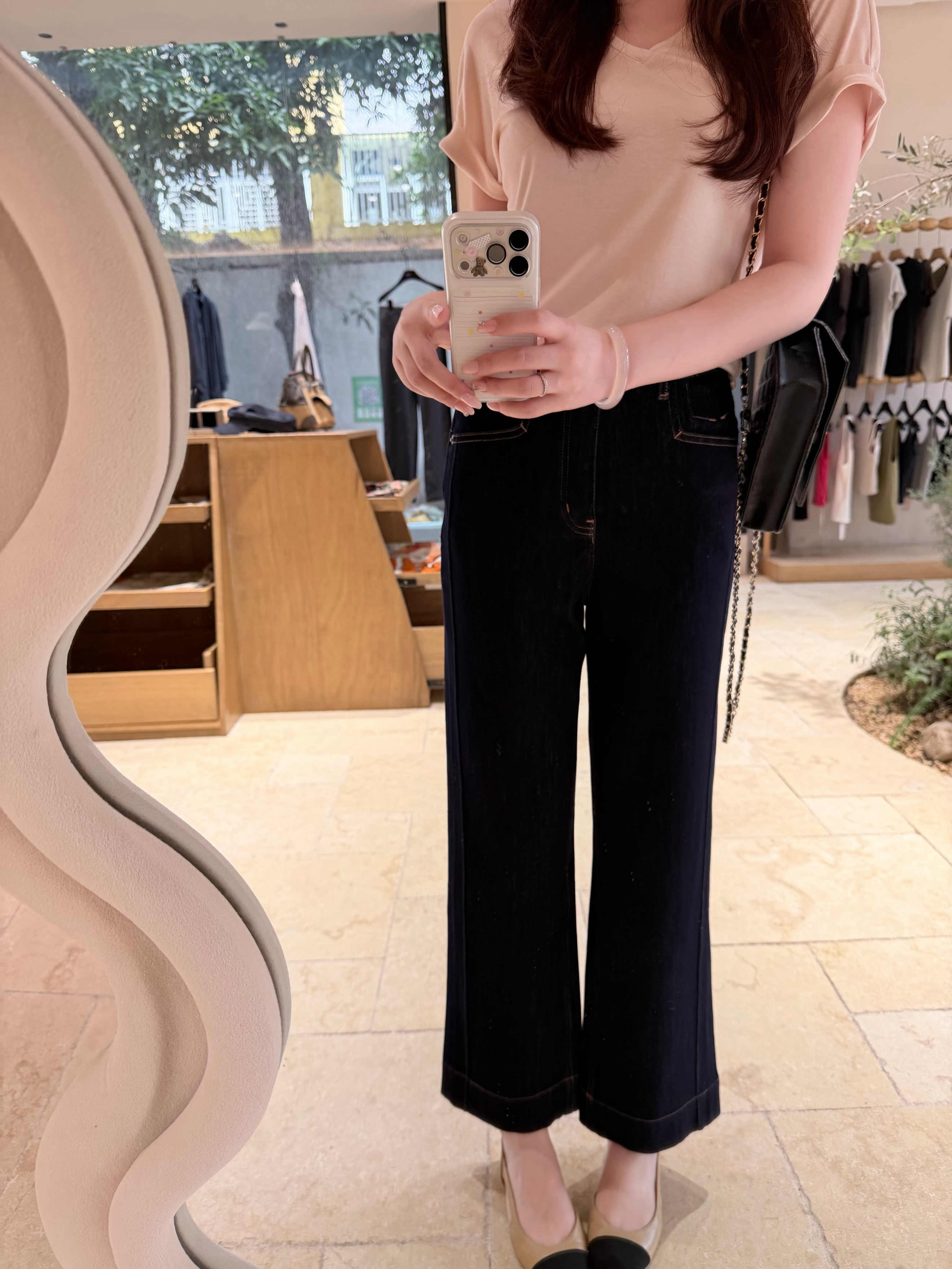这条点赞👍抽几位🦢圈圈🪵好曼妙我们已成长为轻熟女～这期是属于上班轻熟女的p