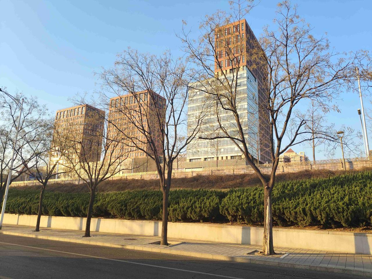 我的今日状态：😁轻松愉快
我这里的天气：☀️晴天