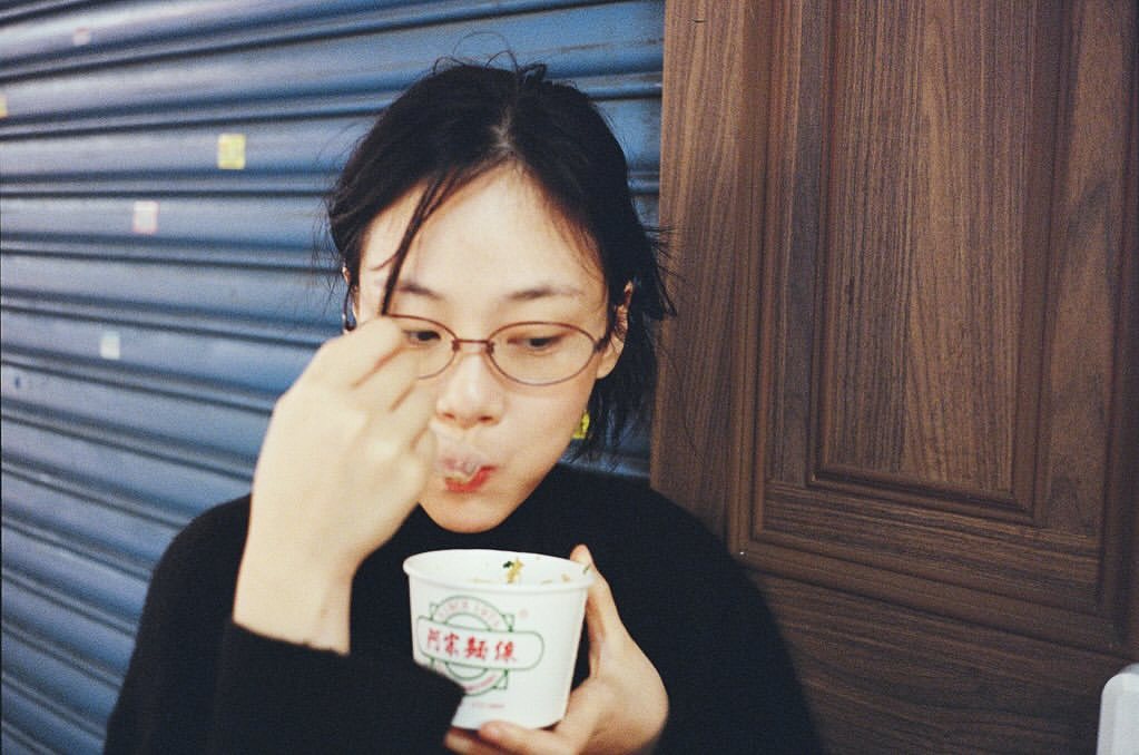 天啊 原来bibi这么可爱… [鲜花] ​​​