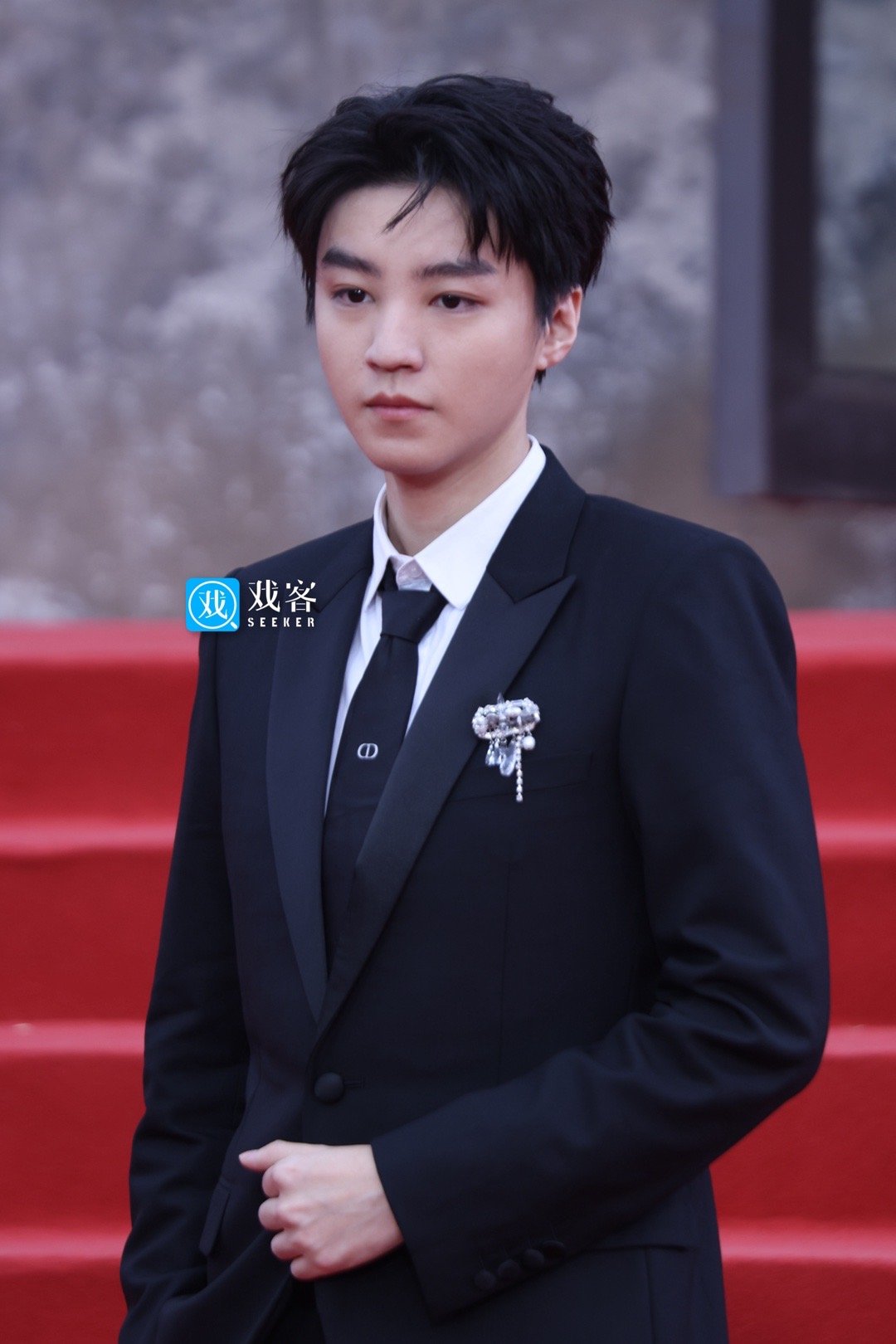 【戏客现场】王俊凯做为平遥电影展特约策展人亮相# 平遥之夜红毯# 生图来啦📸从