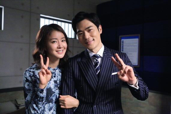 韩剧回顾 黄金交叉 首播12周年主演：金康宇、李诗英、严基俊、韩多感、郑普硕 2