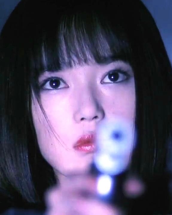 1998年，《黑天使》中的叶月里绪奈。 