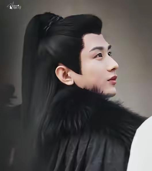 黑粉们歇歇吧
成毅就是票房的保障
拍一部火一部
试问那个投资人不喜欢成毅
我完全