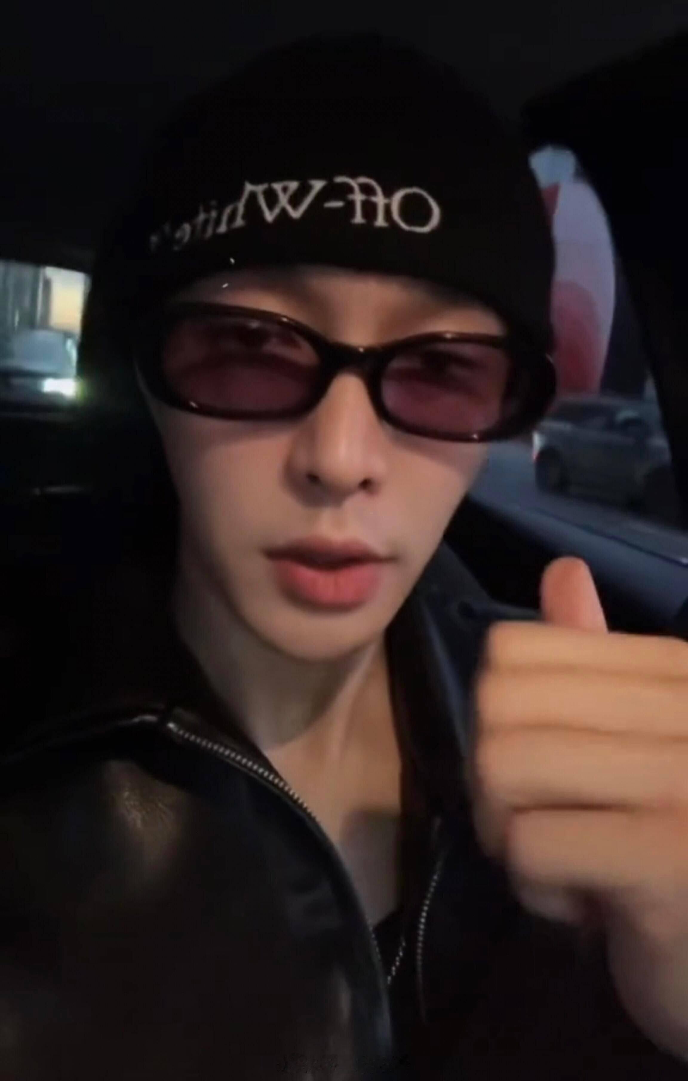 美国达人秀舞台用了张艺兴的莲  而且他的全能不单单是涉及会一点，而是真正做到了各