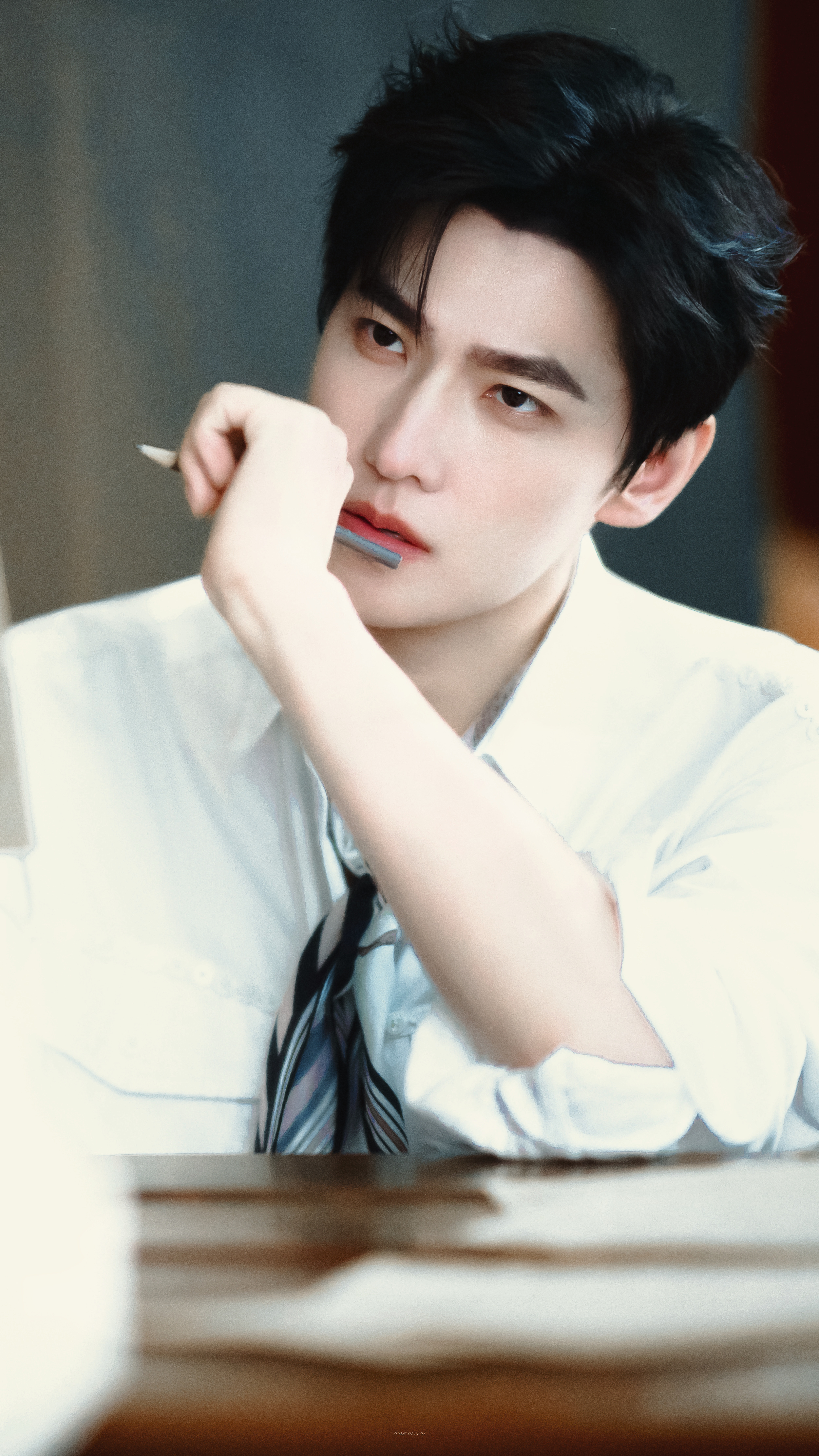 杨洋杨洋展昭  yy  杨洋雨霖铃 连你的影子都带着光，叫我如何不珍藏？