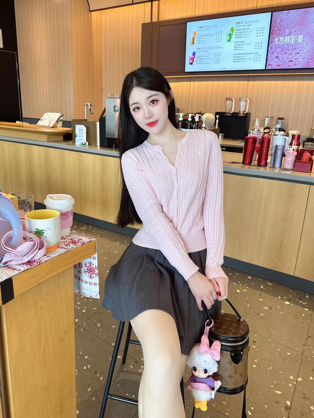 早春通勤穿搭 创作者中心 创作灵感 韩系穿搭 泡泡马特