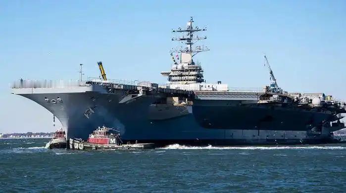 “艾森豪威尔”号航母又发生火灾，赶紧声明说仅是“小型”火灾，水兵已经在接受治疗，