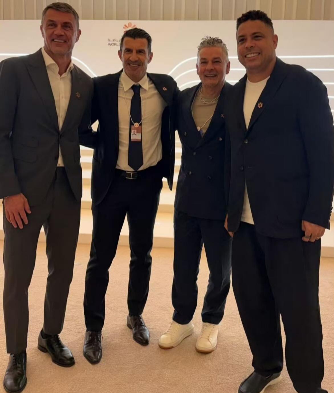 除了因凡蒂诺，都是80后的回忆！
马尔蒂尼、菲戈、巴乔、大罗、西多夫、卡卡还有加