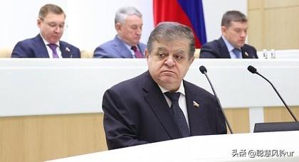 回应了！俄罗斯联邦委员会国际事务委员会第一副主席扎巴罗夫在接受采访时表示，只有在