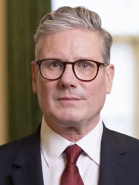 英国首相斯塔默今天发文说：“我对连夜达成的美伊停火协议表示欢迎，这将为该地区乃至