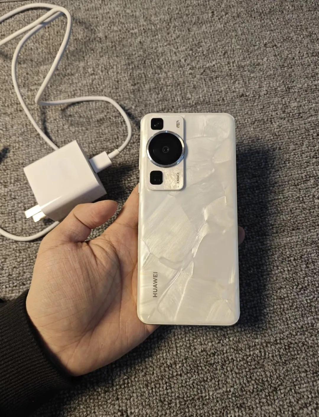 最均衡的一代p系列标准版，竟然能给你X轴线性马达，可惜了芯片和5g，日常使用还是