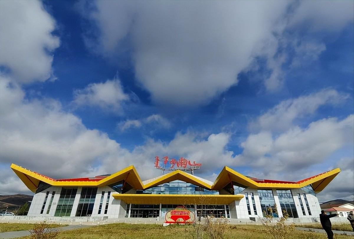 几十年前，受制于装备劣势与高原恶劣环境，中国空军在面对印军米格 -25 的高空挑