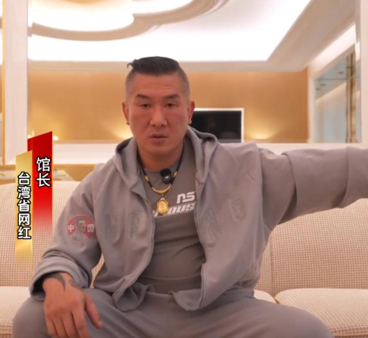 不对劲！
馆长内蒙行咋没动静？


馆长这次去内蒙古确实挺安静。
前两天出发，没