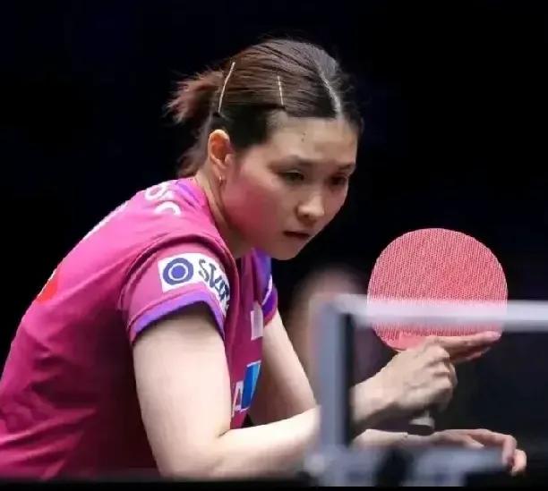 桥本帆乃香3-0郑怡静
【11-2，11-4，11-8】
前两局郑怡静无力应对速