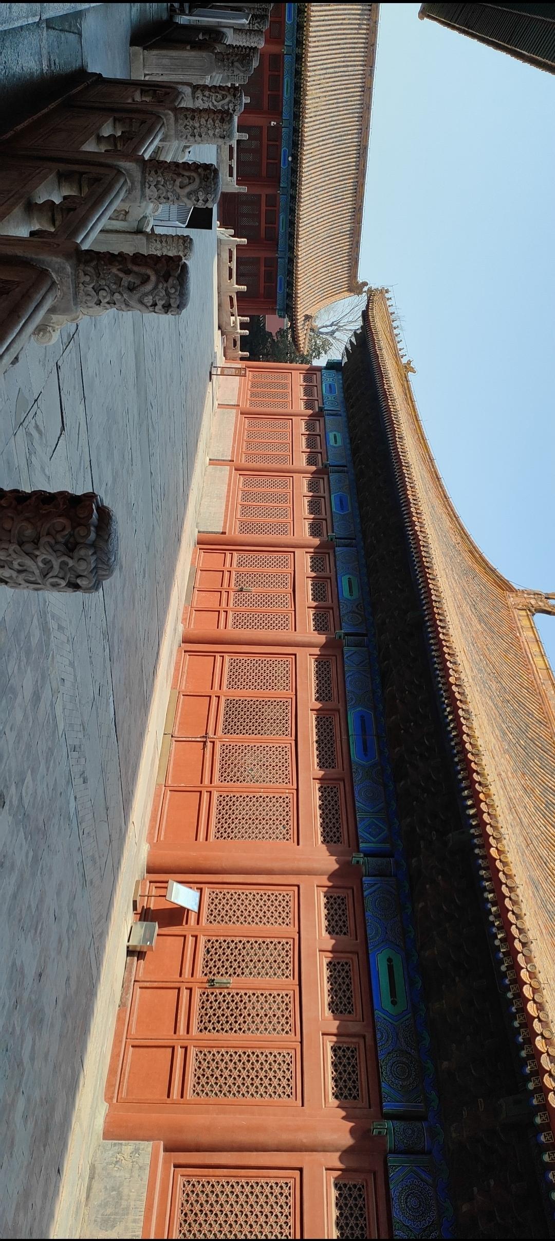 探秘故宫的神秘角落，感受古建筑的宏伟与精致。