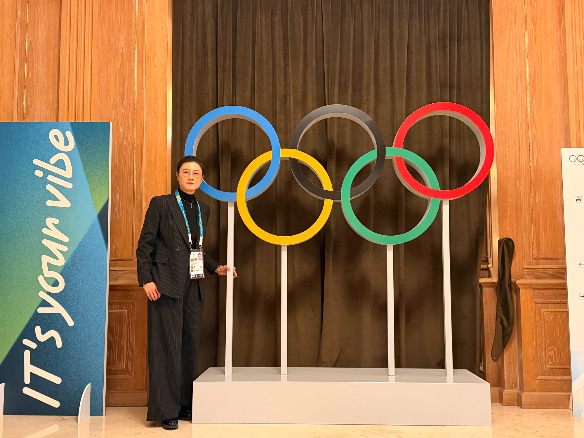 冬奥会 米兰冬奥会开幕在即，国际奥委会主席考文垂一行带队走进冬奥村，国际奥委会运