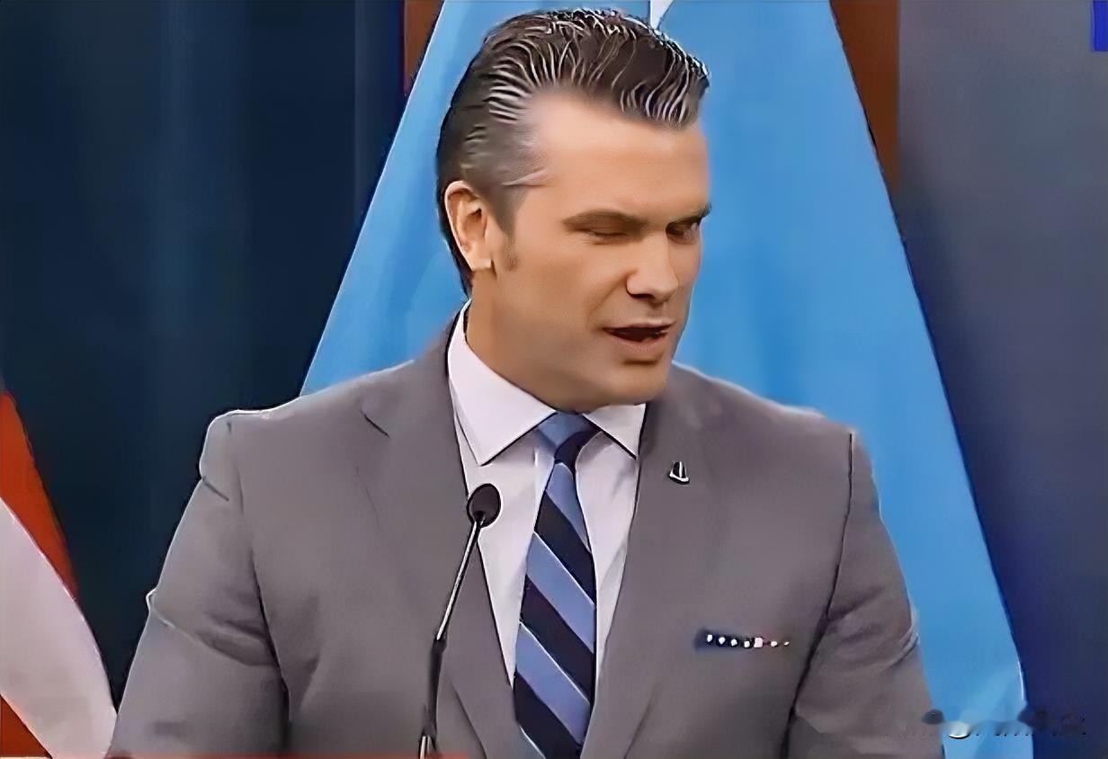 记者:“教皇和美国主教团认为对伊战争不符合正义战争理论，你怎么看？”

赫格塞斯