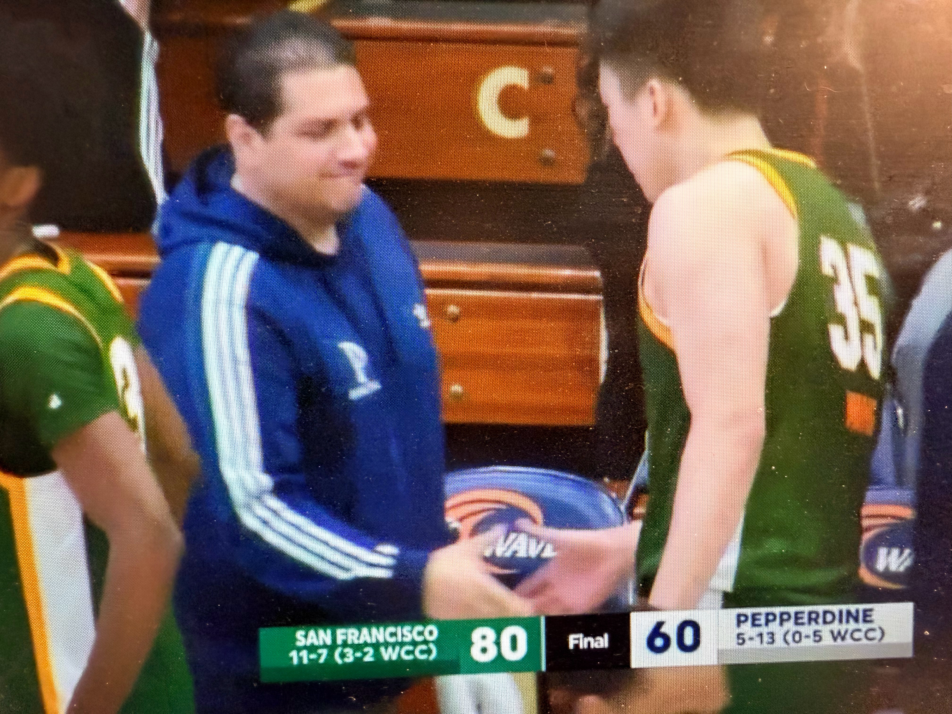 这场比赛直播的快乐至极，王俊杰3分线外彻底爆发，9中7拿下27分5篮板王俊杰27